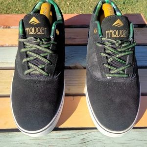 Emerica suede shoes